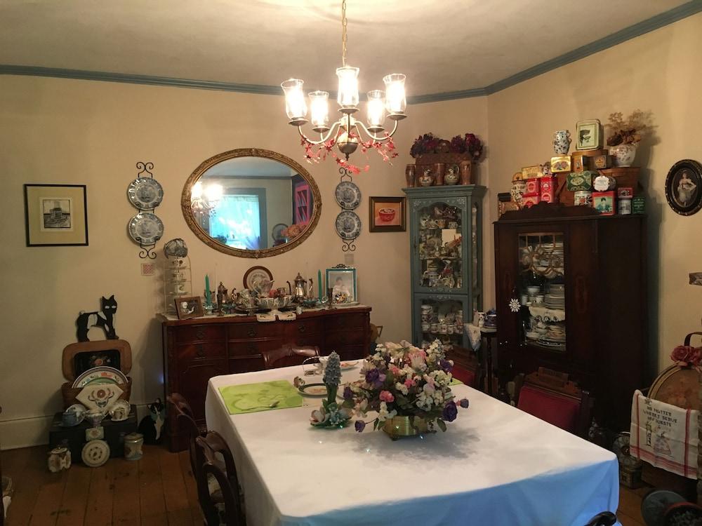 The Pratt Smith House B&B