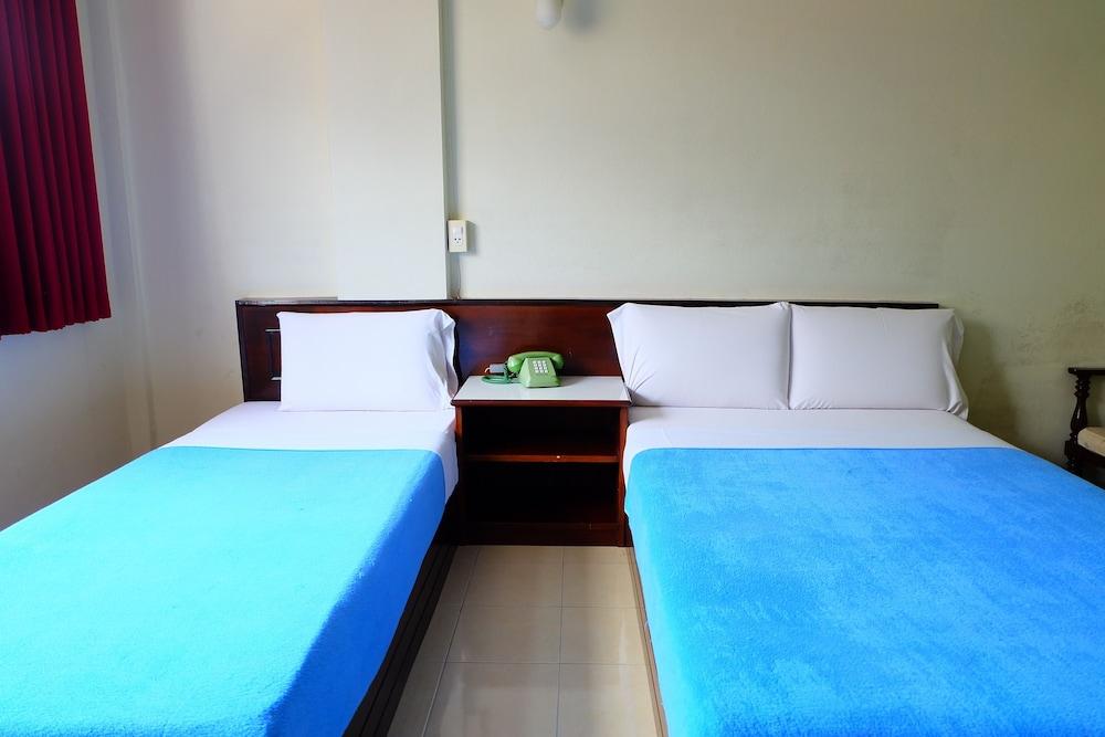 Thairungruang Backpackers Suratthani