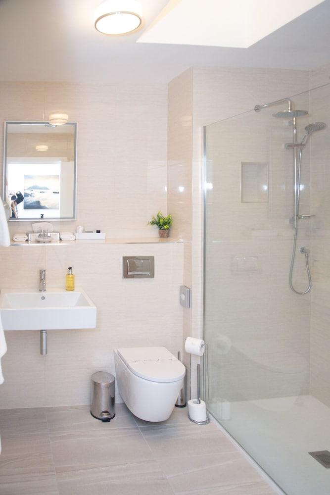 The Garrandarragh Inn