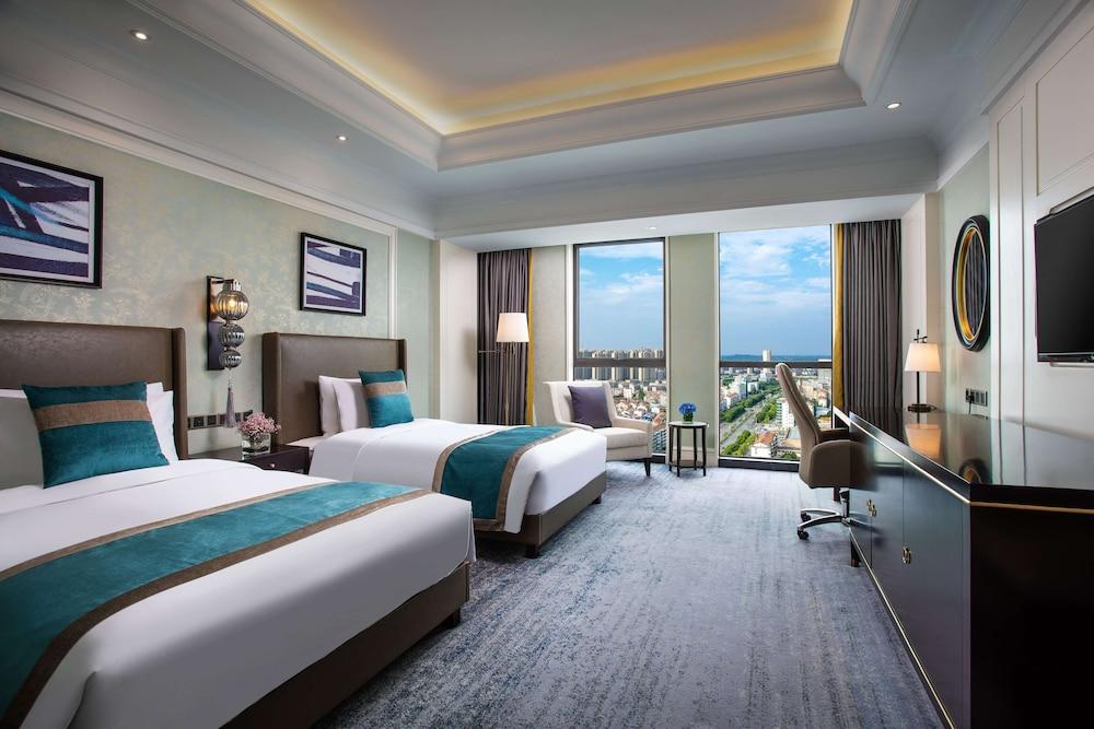 Ramada Plaza Wuhan Huangpi