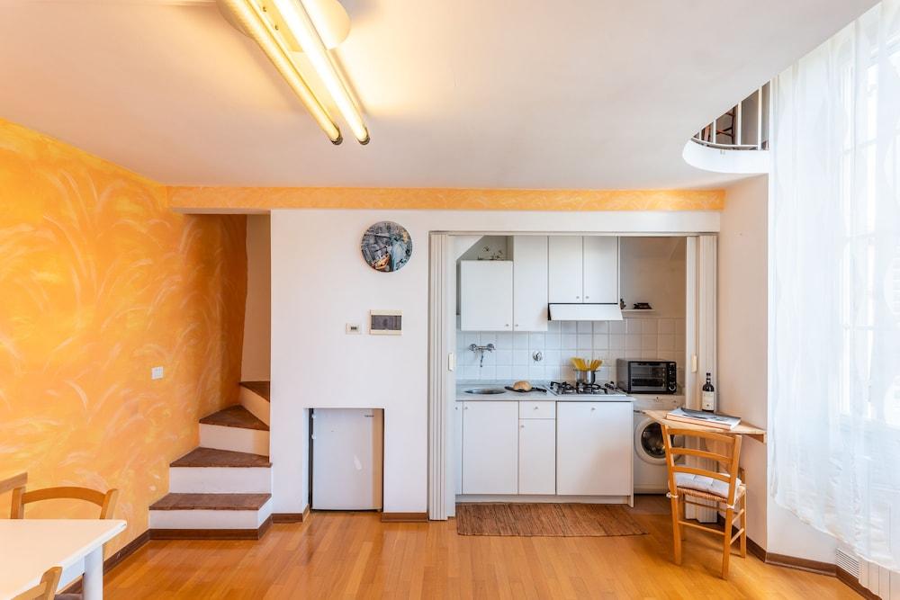 Cavourotto Terrace by Mmega