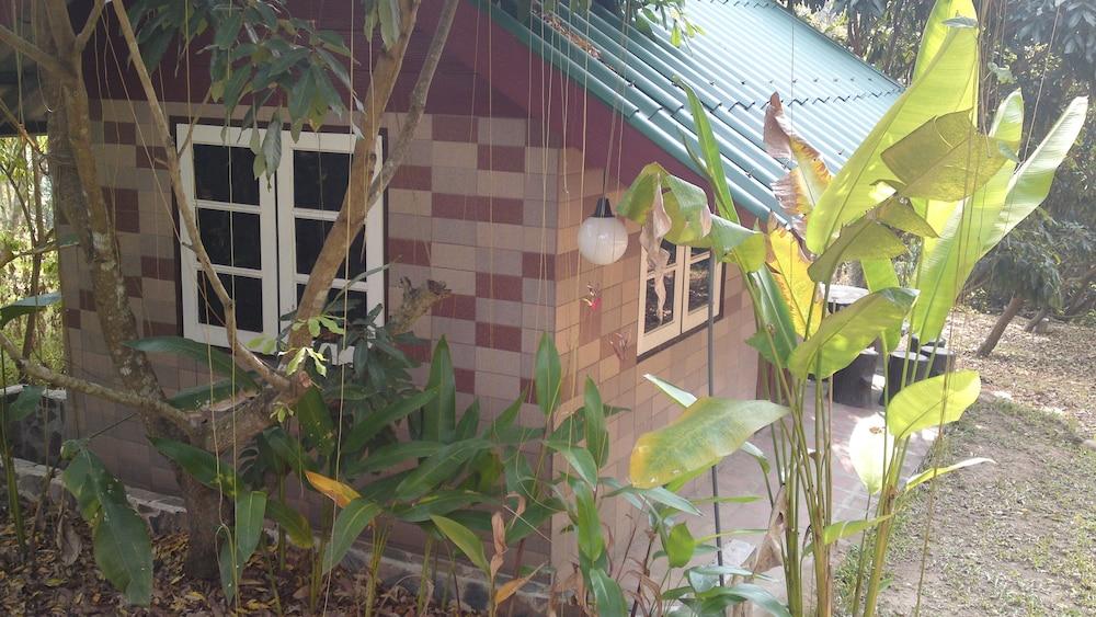 Suanrimtarn Suanphung