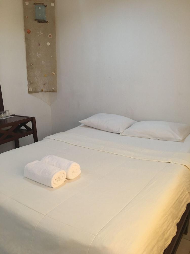 New Eve's Kiosk Dive Resort