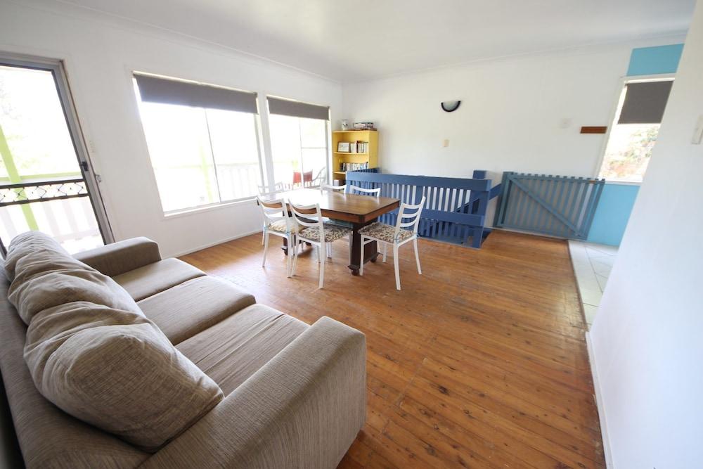 The Castle at Hat Head