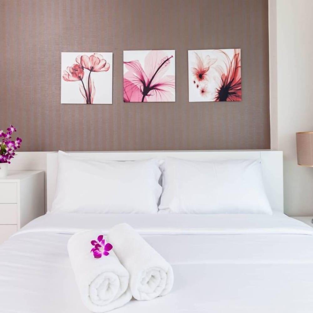 The Cube Residence Government Complex Laksi