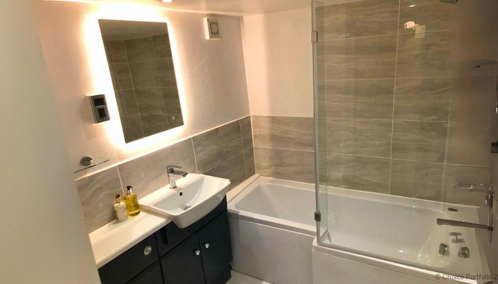 Buckland Brewer COB Barn 2 Bedrooms