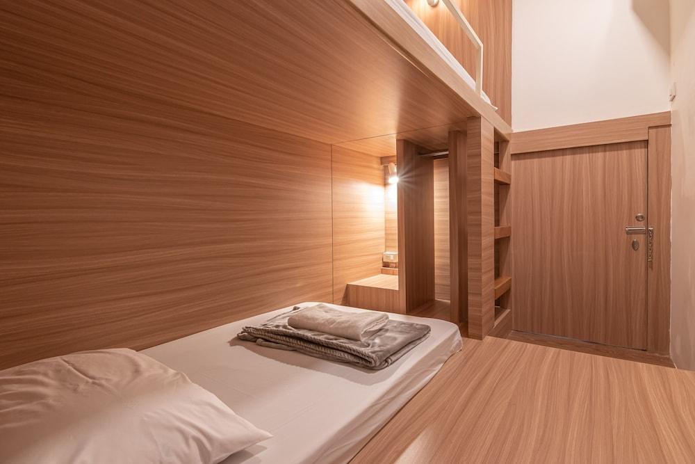 The Victory View - Hostel - Adults only