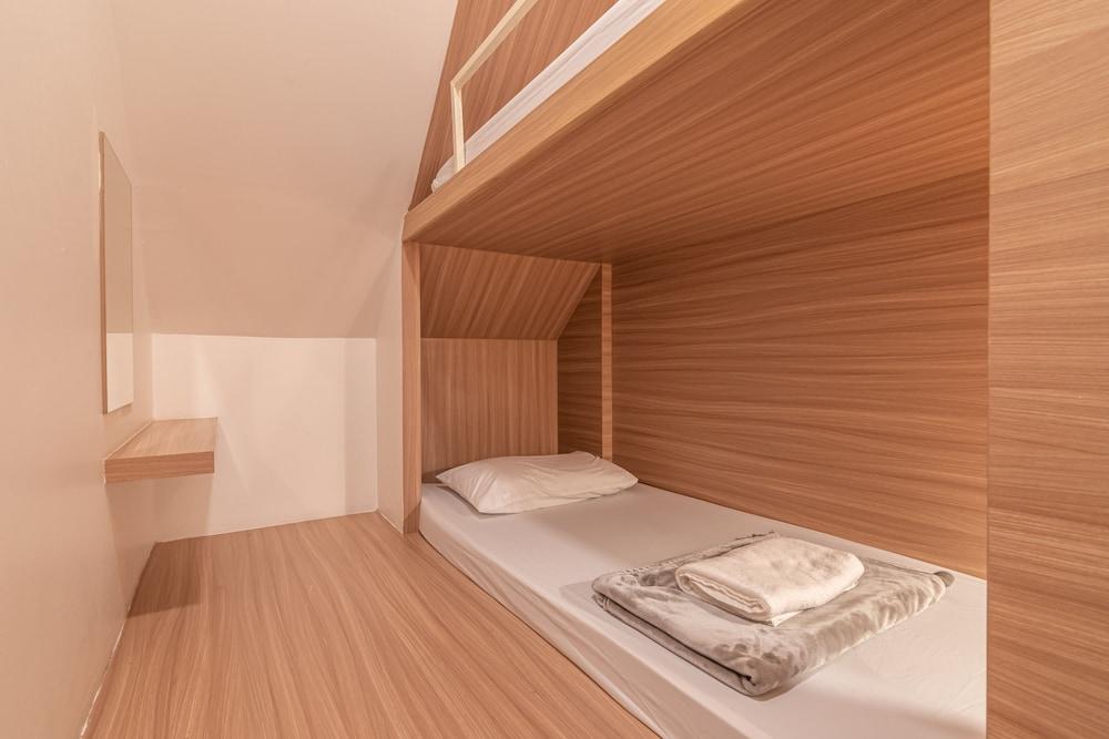 The Victory View - Hostel - Adults only