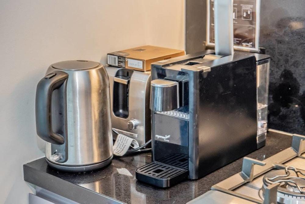 Uber Chic Newtown Designer Pad H392