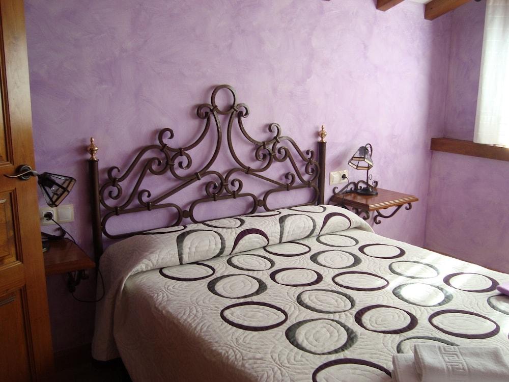 Apartamentos La Montaña