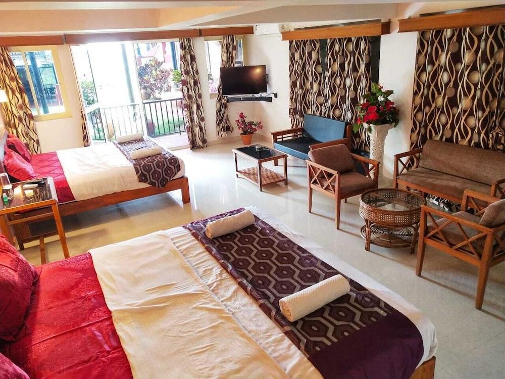 Raposo Holiday Resort