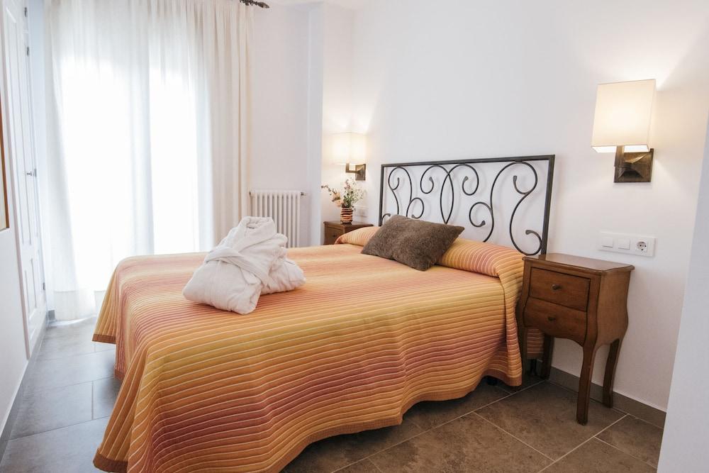 La Casa dels Abeuradors