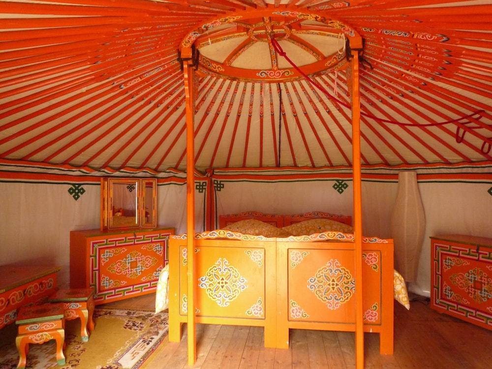 Nomade Lodge - Yourtes