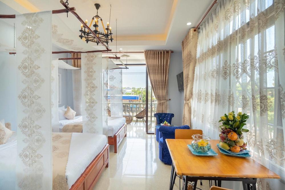 VIP Garden Villa and Pool