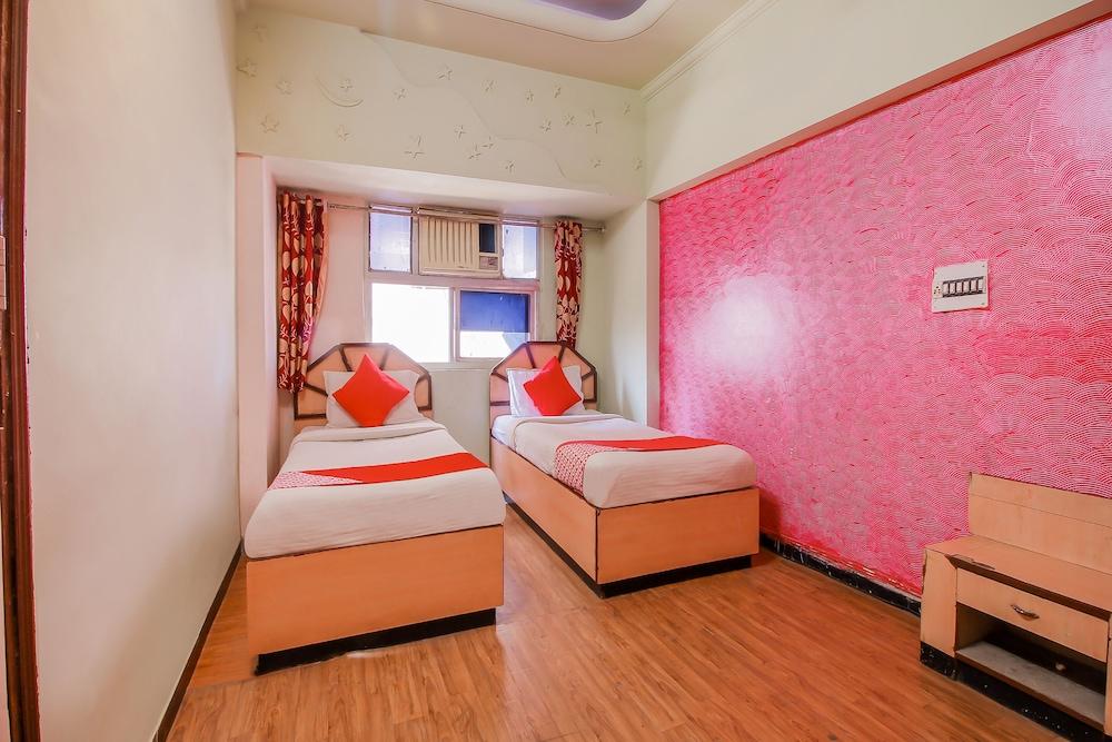 OYO Flagship 12273 Hotel Indraprastha