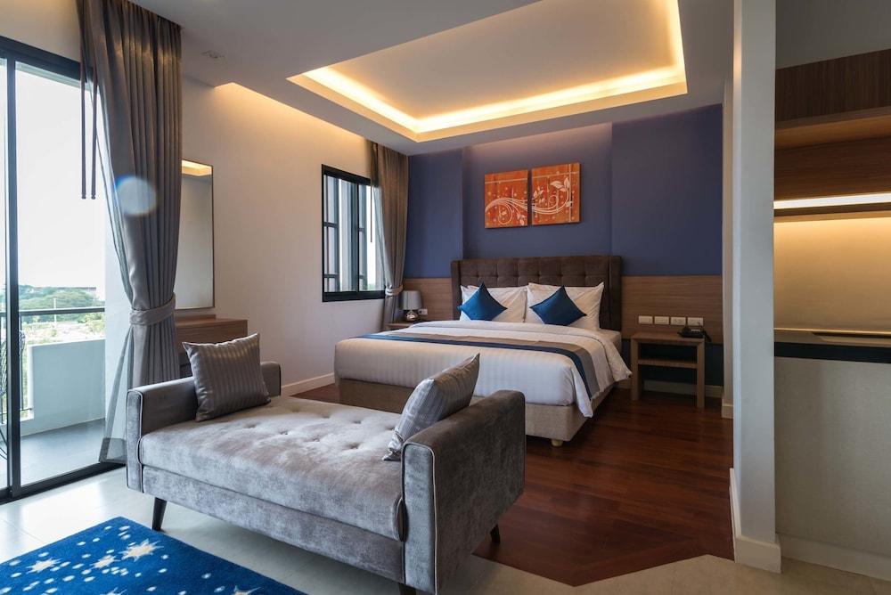 Green Ville Laguna Hotel