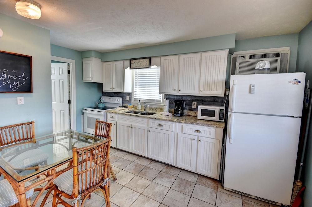 202 28th Ave Unit 6 1 Bedroom Condo