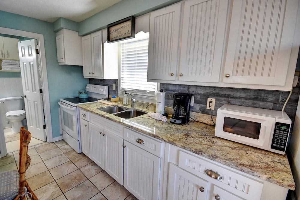 202 28th Ave Unit 6 1 Bedroom Condo