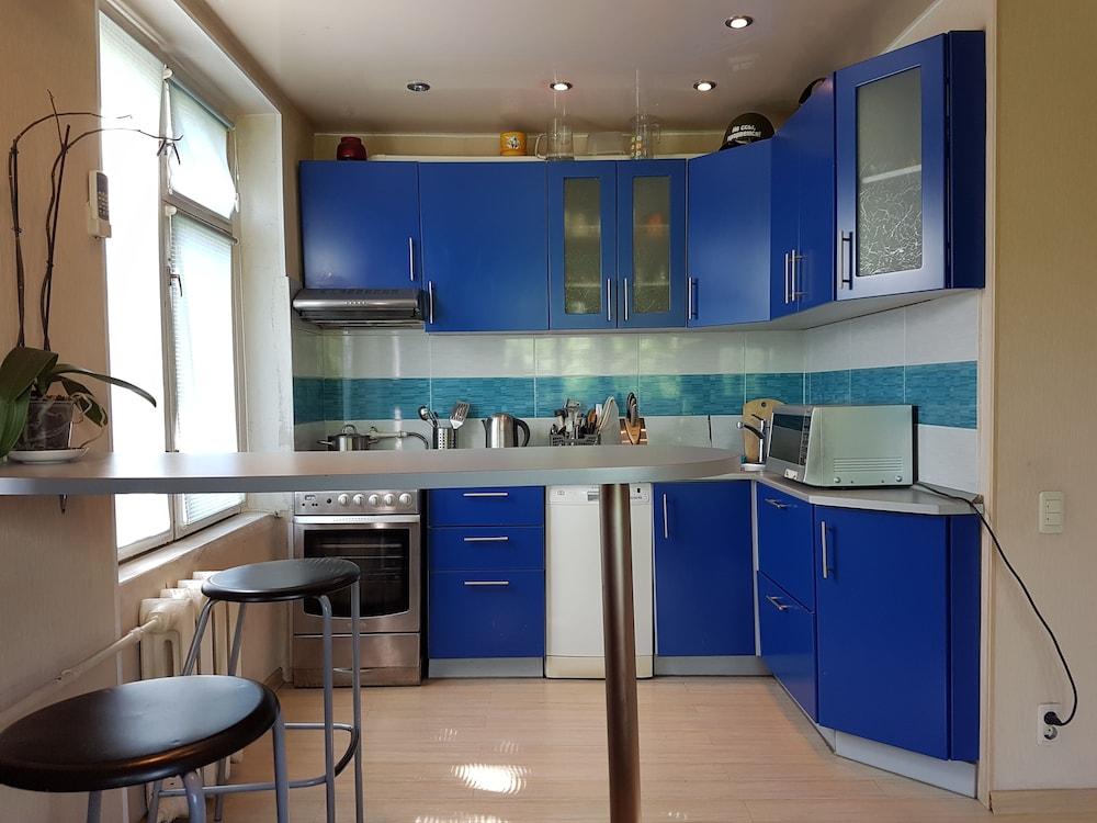 DeLuxe Apartment Novocheremuchkinskaya