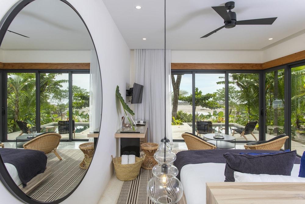 Hotel Nantipa - A Tico Beach Experience