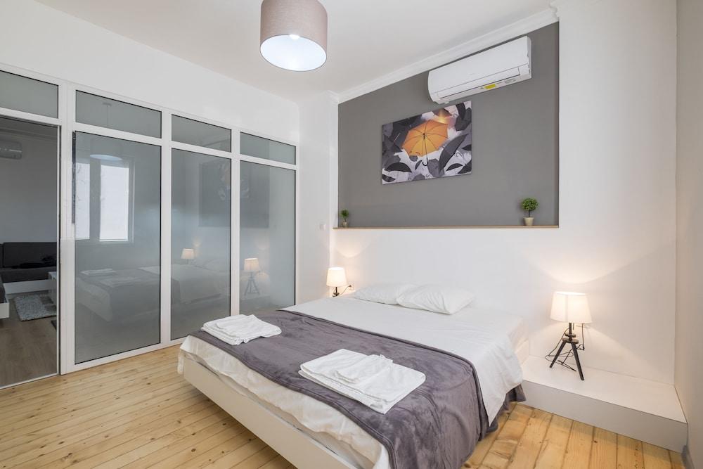 Stylish 2 BR Home in Center of Sofia