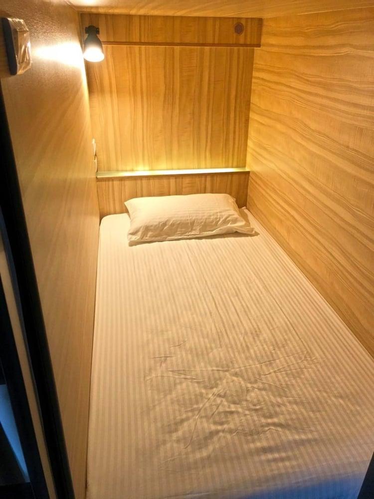 Box Inn Jiufen - Hostel