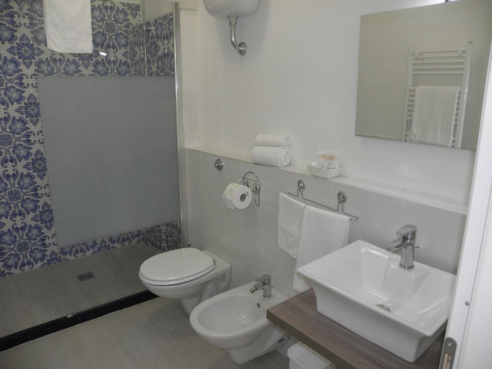 Lemon Rooms Sorrento