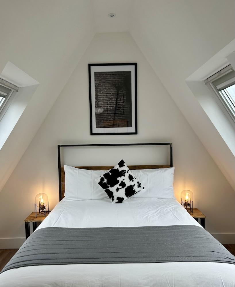 Booking Urban at Stisted