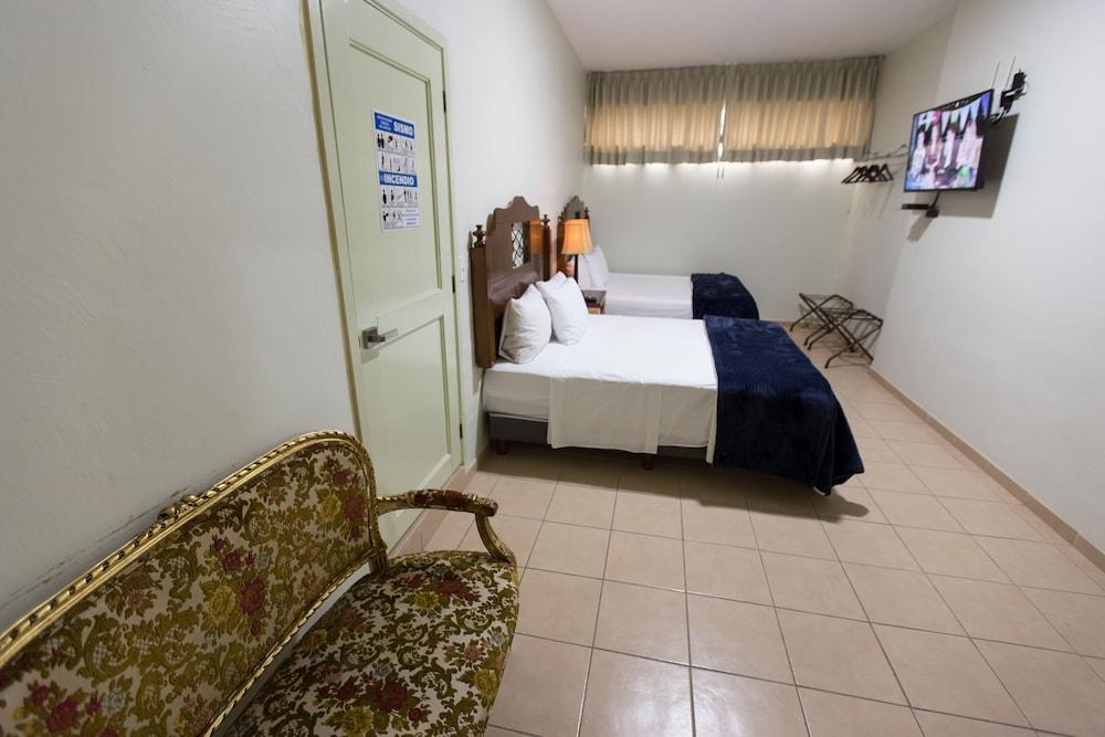 Casa Bruselas Clasica