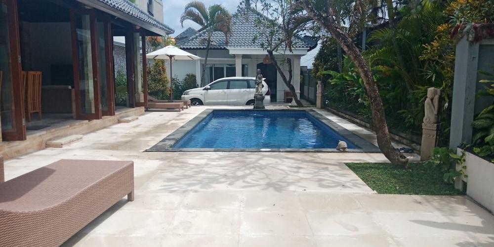 Apple Green Kori Villa