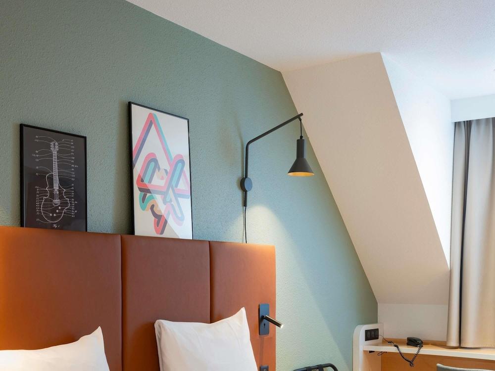 ibis Bayeux Port En Bessin