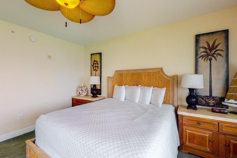 Tidewater Beach Resort