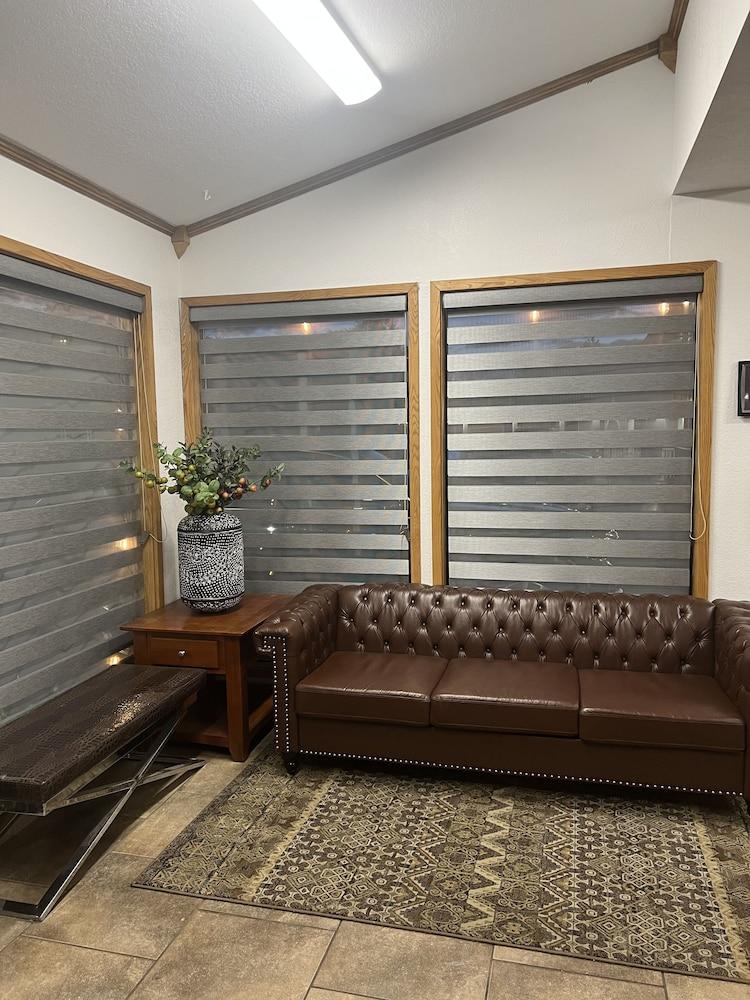 Cedarwood Inn of Ashland