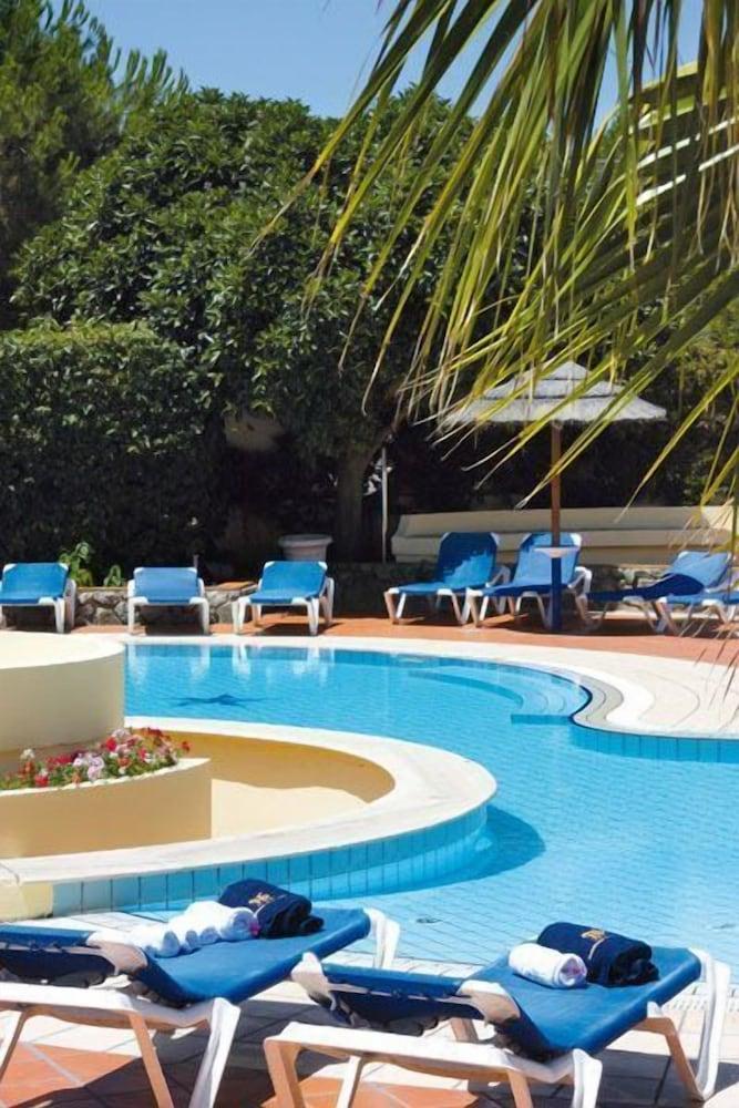 Sunshine Hotel & Spa