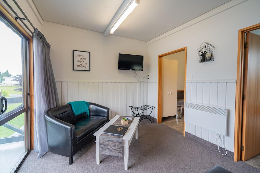 ASURE Explorer Motel & Apartments