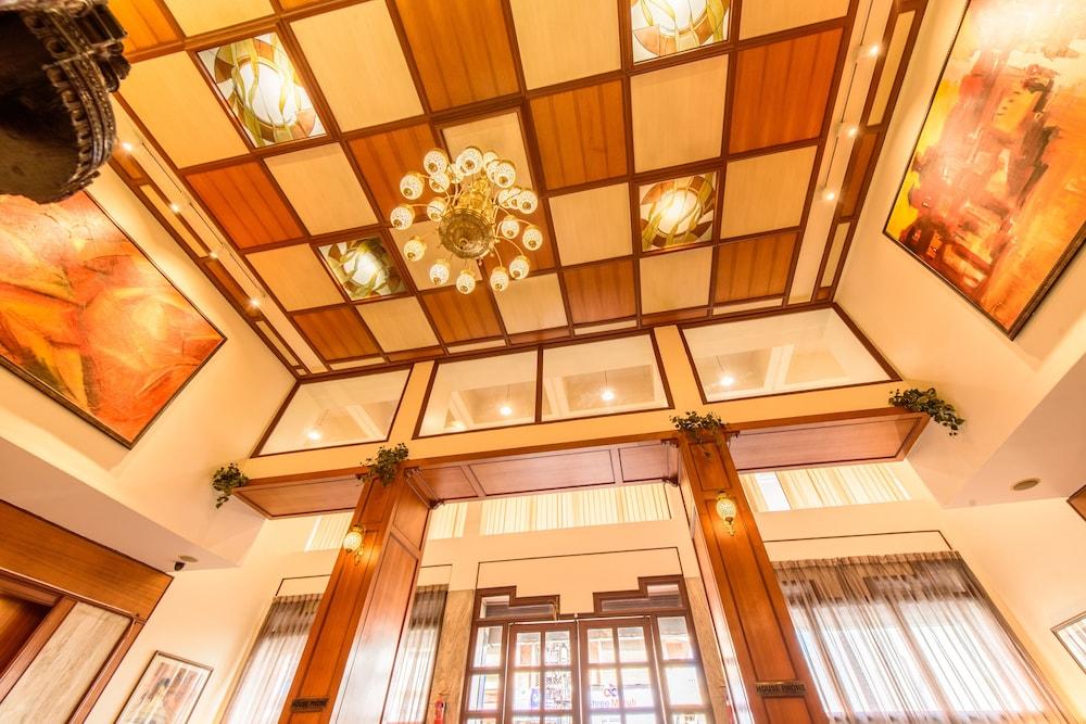 Hotel Bangalore Gate & Conferences