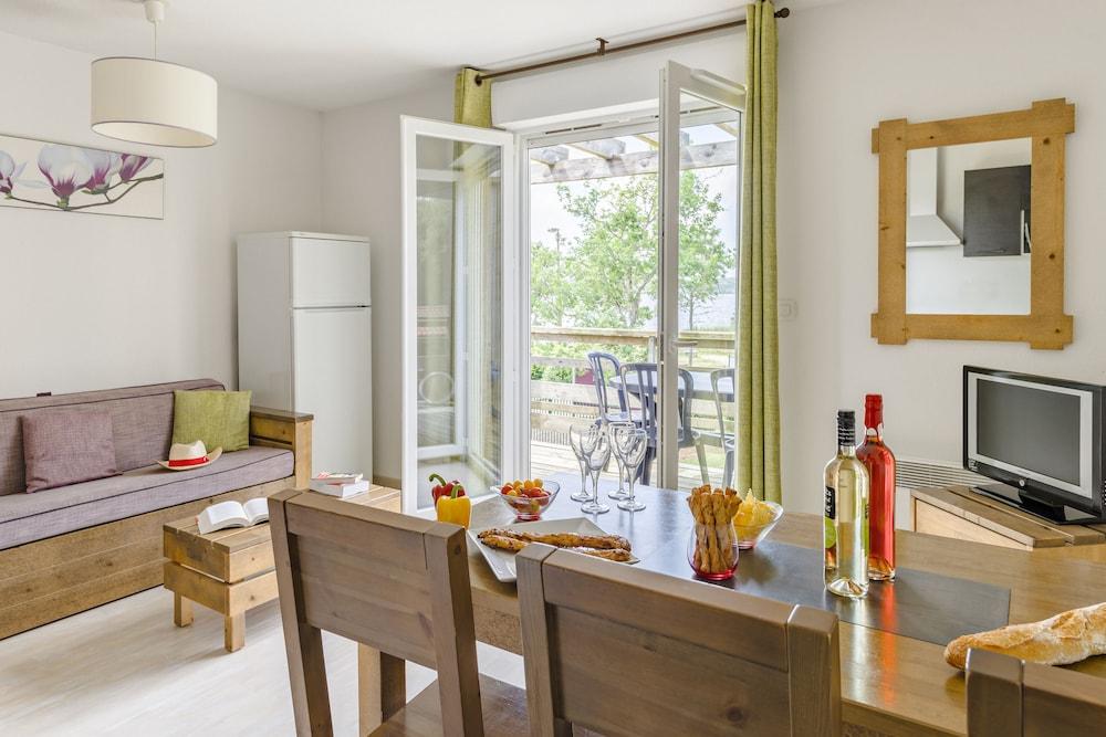 Résidence Lagrange Vacances Les Terrasses du Lac