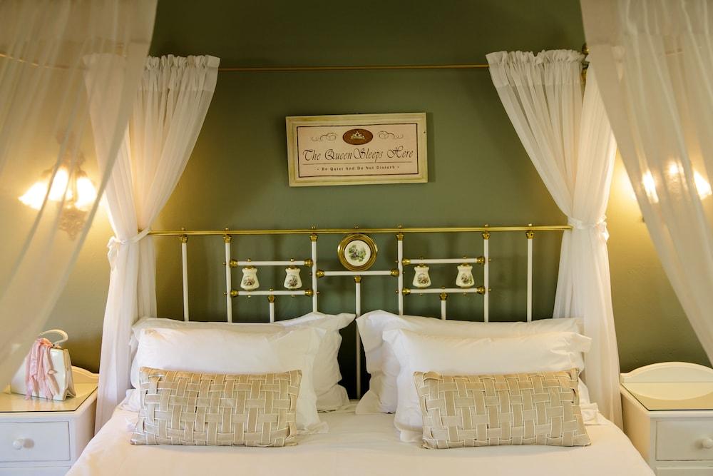 Tsitsikamma Village Inn