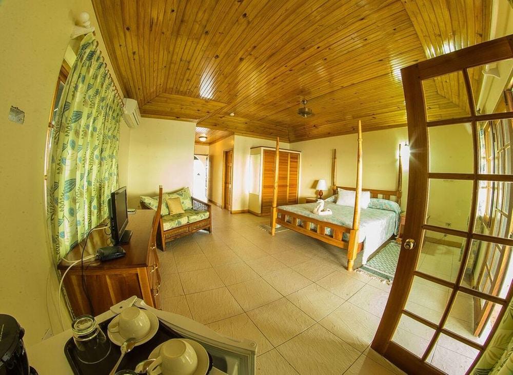 Mirage Resort - Clothing Optional - Adults Only