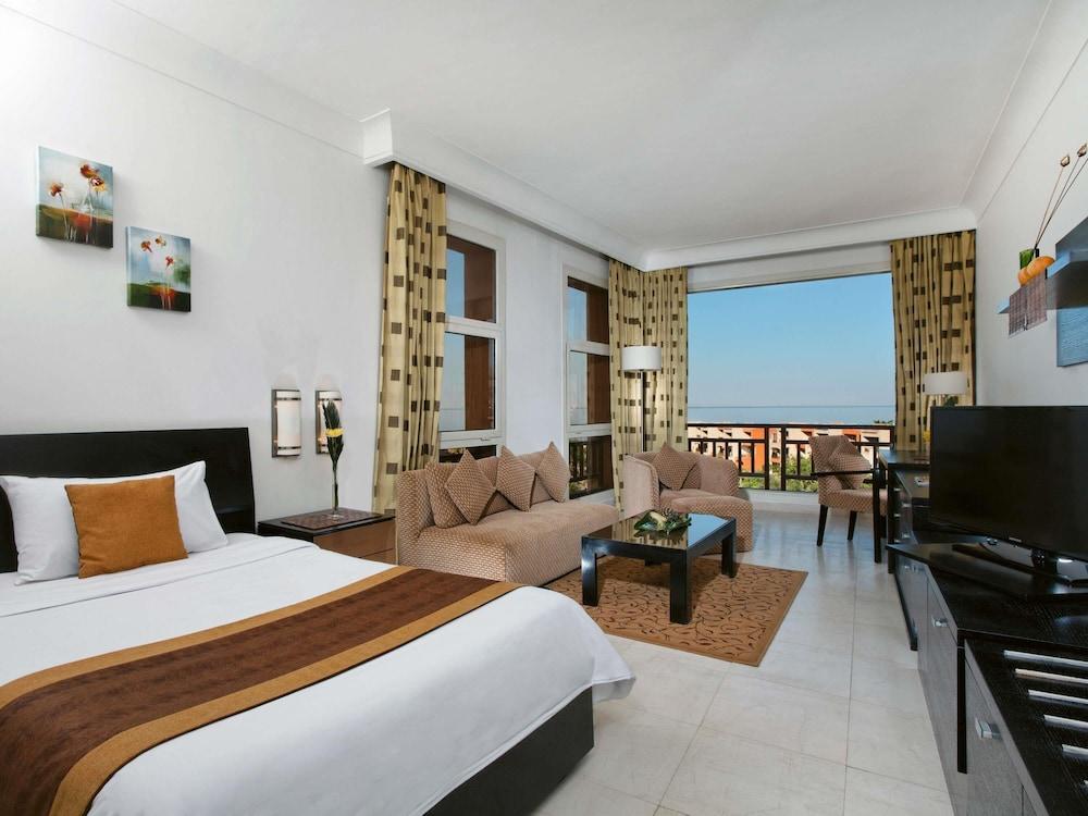 Mövenpick Resort El Sokhna