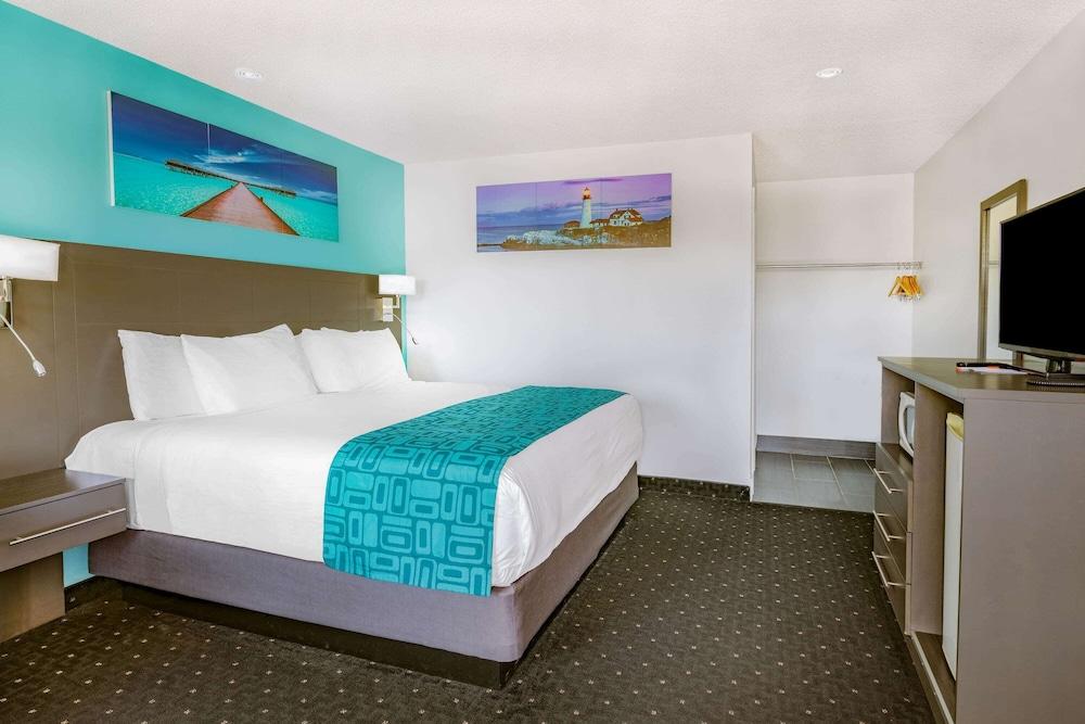 Howard Johnson by Wyndham Gananoque