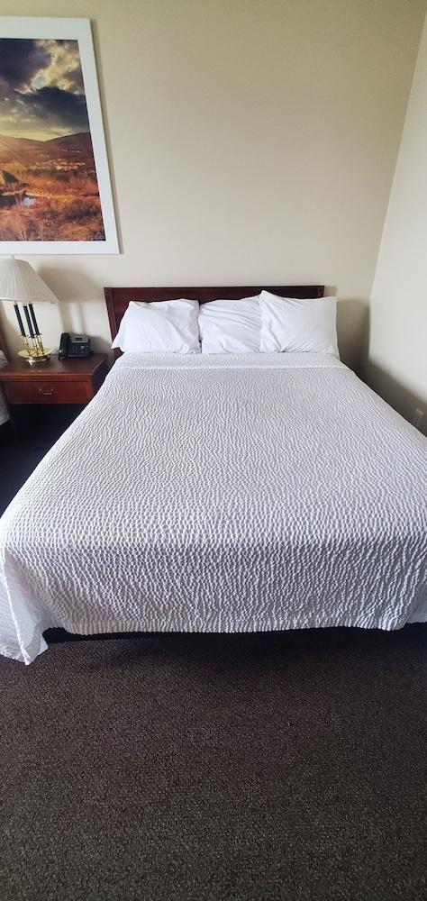 Days Inn by Wyndham Beaver