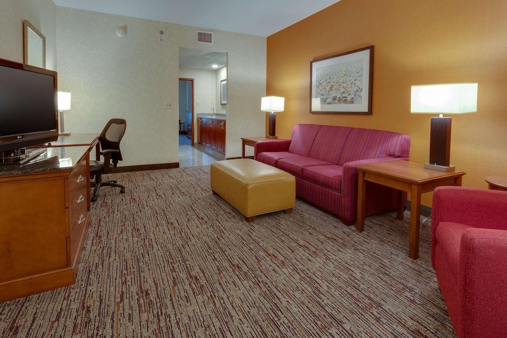 Drury Inn & Suites Baton Rouge