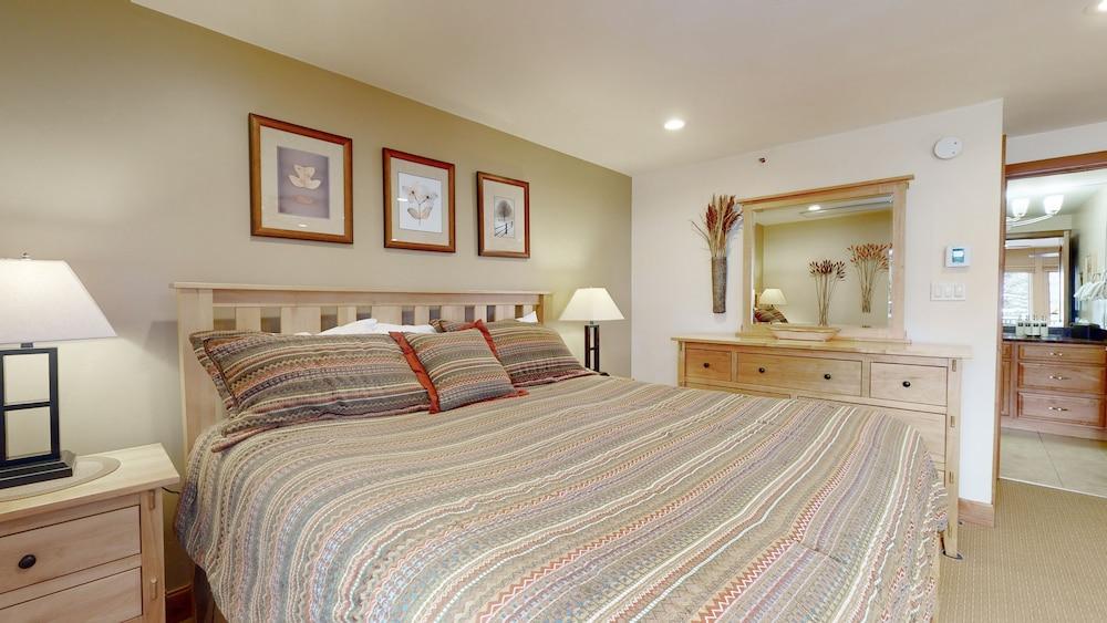 Lichenhearth - CoralTree Residence Collection