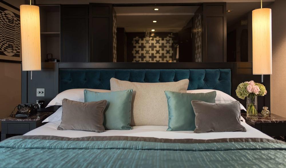 The Fitzwilliam Hotel Belfast