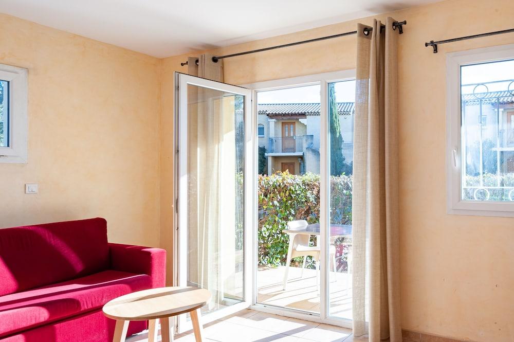 ResidHotel Golf Grand Avignon