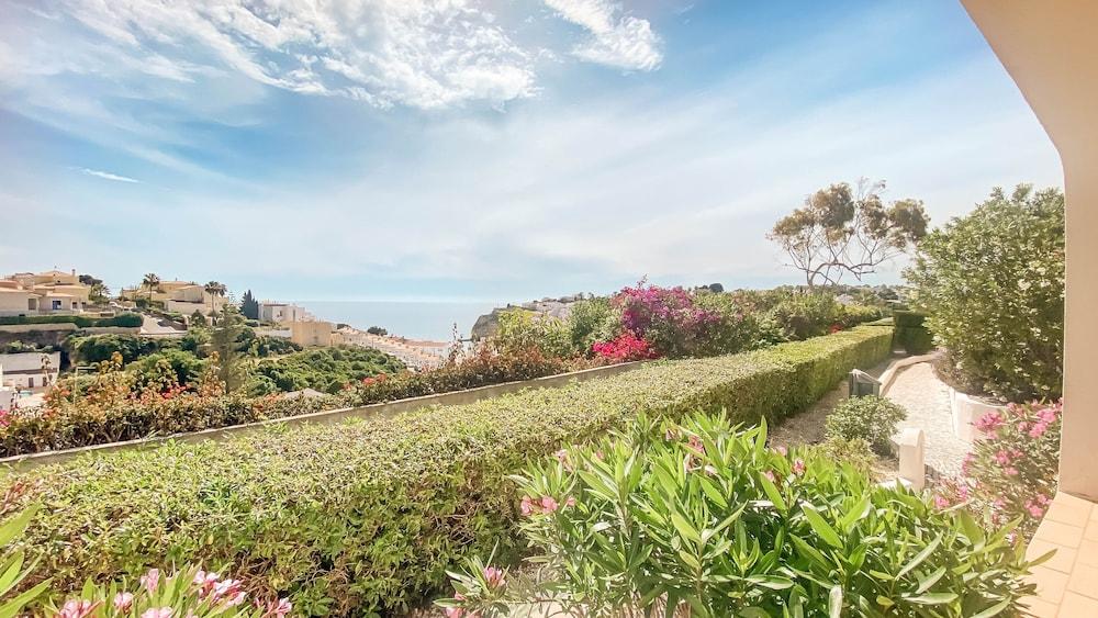 Monte Dourado Resort