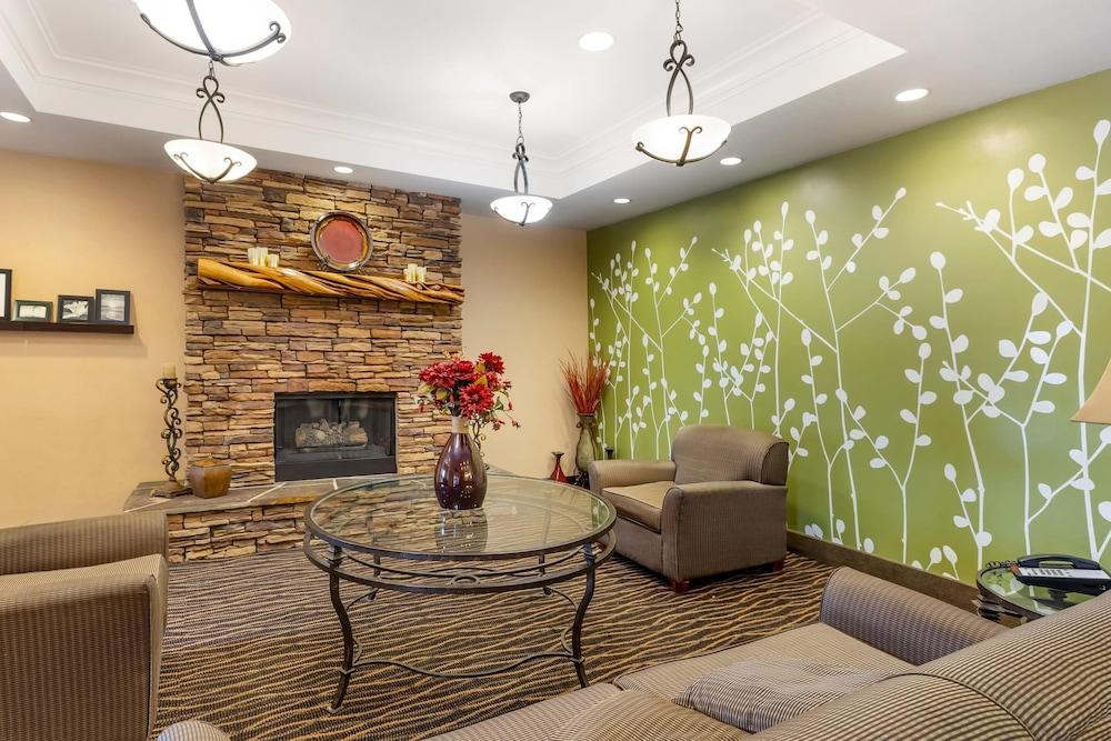 Sleep Inn & Suites Redmond