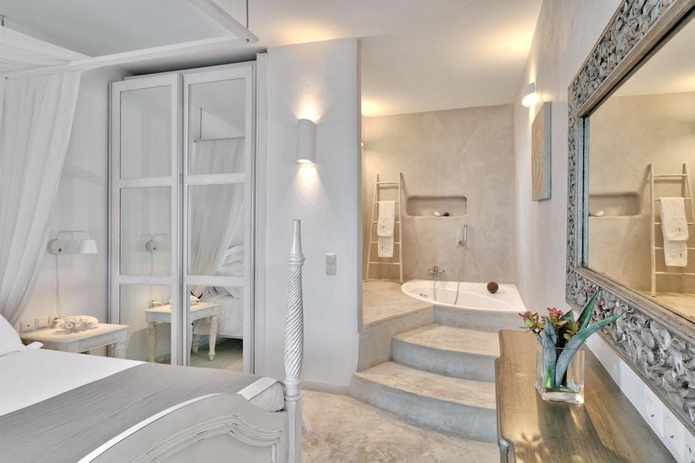 Lilly Residence-All Sea View Suites | Adults Only