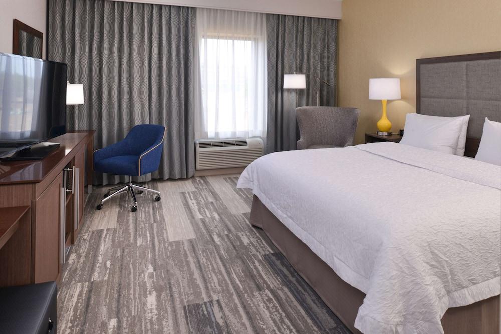Hampton Inn & Suites Cincinnati-Mason
